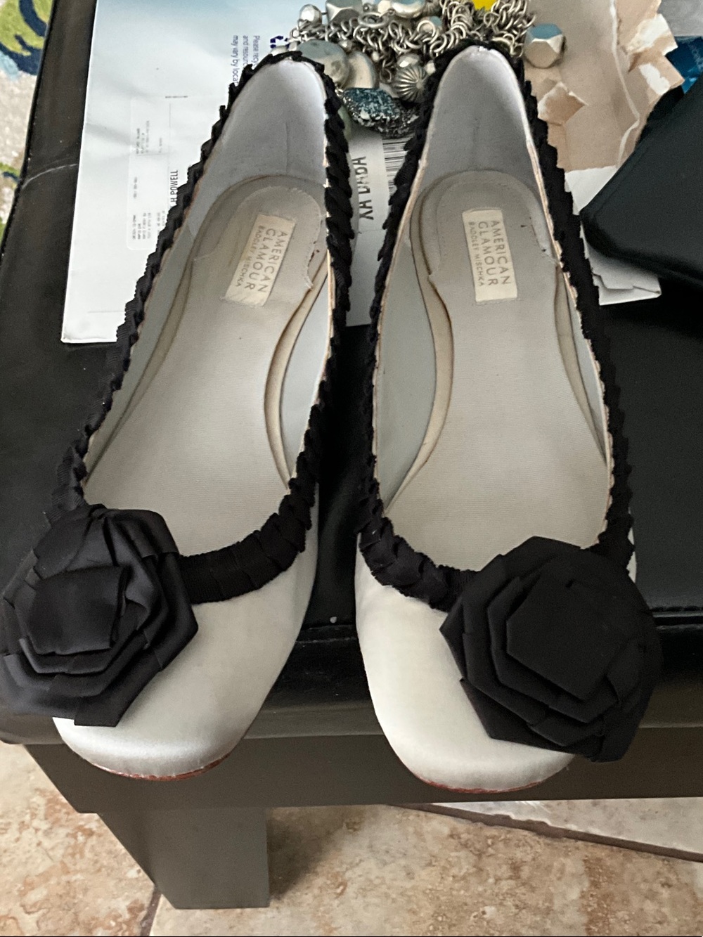 AMERICAN GLAMOR FLATS